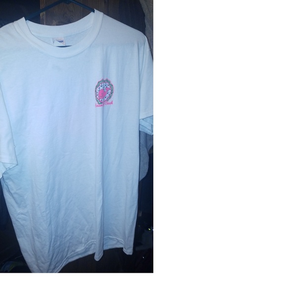 Pineapple Willy's T-Shirt - Picture 1 of 2